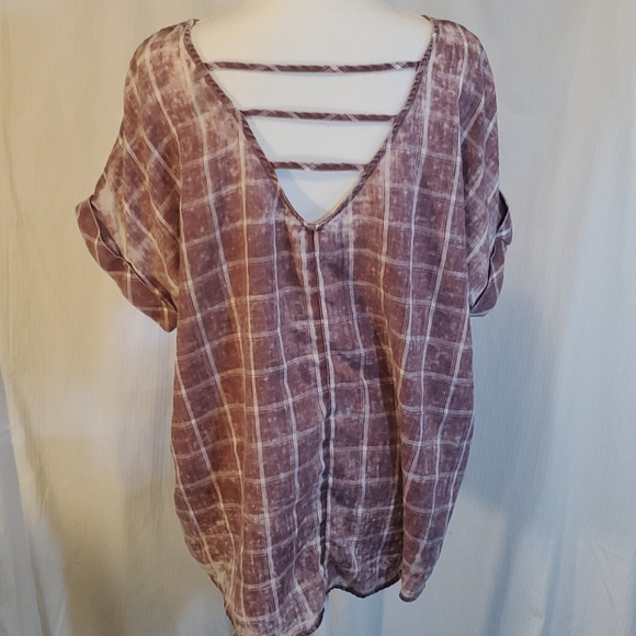 Rock & Republic Short Sleeve Ladder Back Shirt - Picture 5 of 7